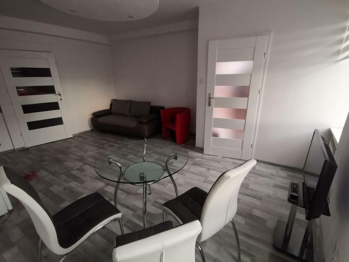 Apartament Wygodny S4 กาลิช ภายนอก รูปภาพ